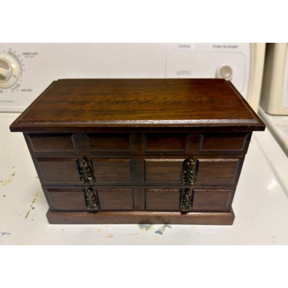 Vintage 1970s Wooden Musical Jewelry Box -  Non-working Music